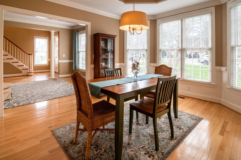 Dining set before wrapping